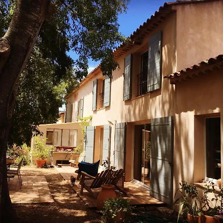 Bastide Sainte Trinide Отель типа 