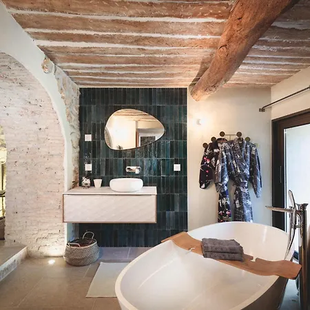 Bastide Sainte Trinide 4*