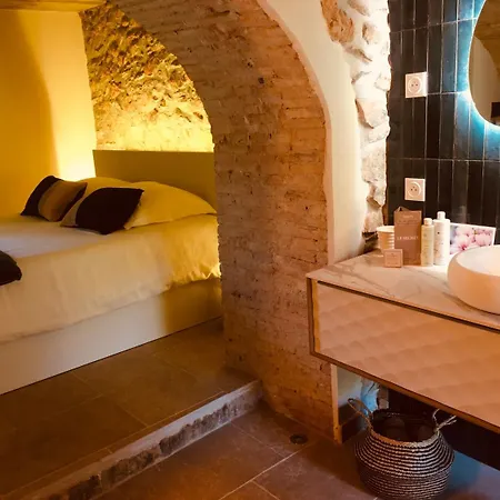 Bastide Sainte Trinide Bed & Breakfast