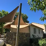 Bastide Sainte Trinide 住宿加早餐酒店 4*