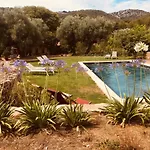 Bed & Breakfast Bastide Sainte Trinide 4*