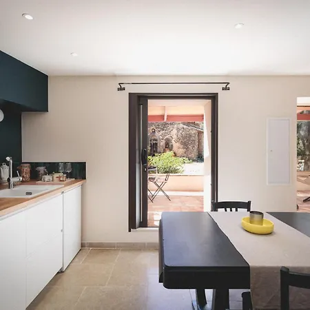 Bastide Sainte Trinide Санари-сюр-Мер