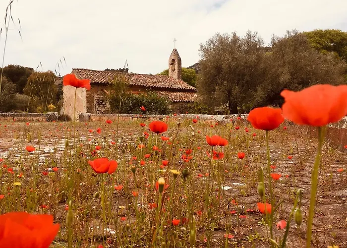 Bastide Sainte Trinide فندق مبيت وإفطار