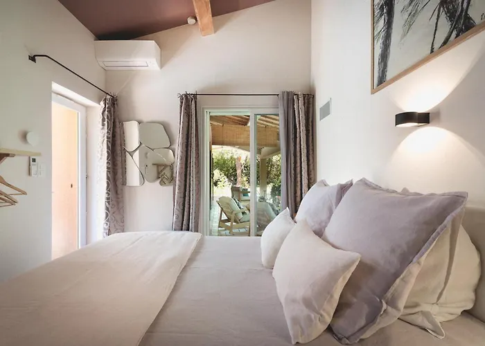 Bastide Sainte Trinide فندق مبيت وإفطار ساناري سور مير