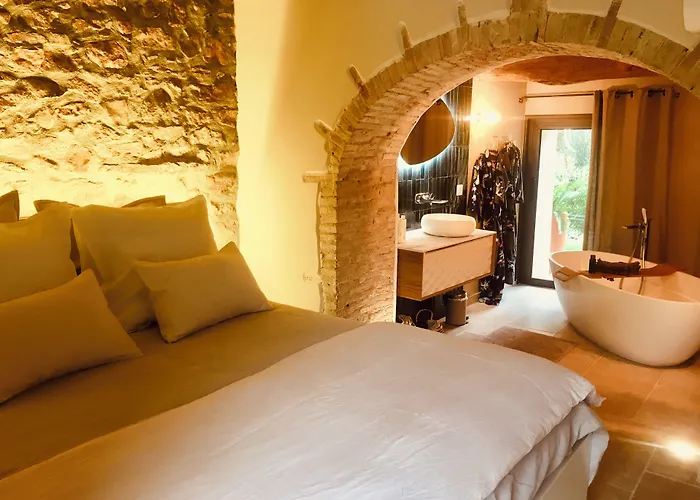 Frühstückspension Bastide Sainte Trinide 4*